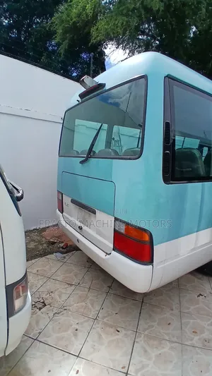 Toyota Coaster 2003 Green