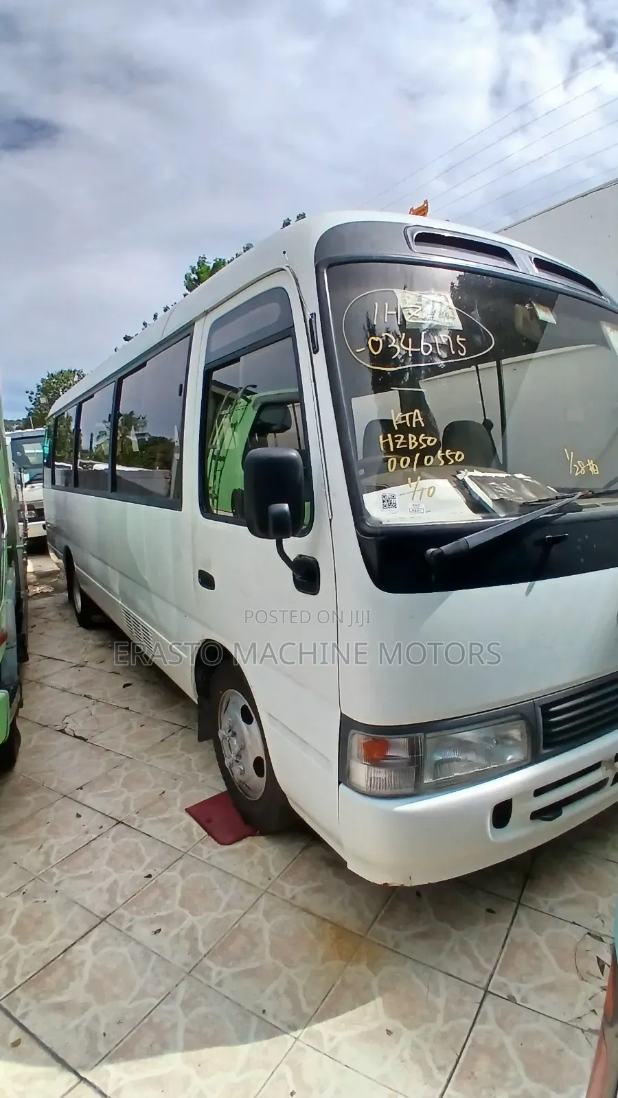 Toyota Coaster 2004 White