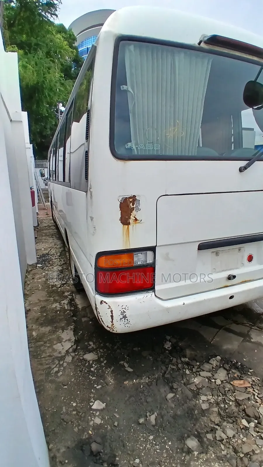 Toyota Coaster 2004 White