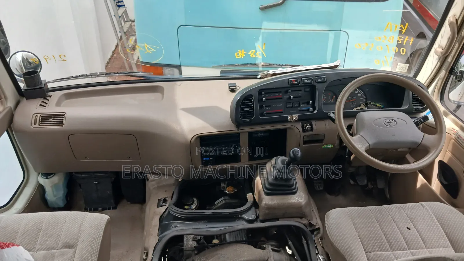 Toyota Coaster 2004 White