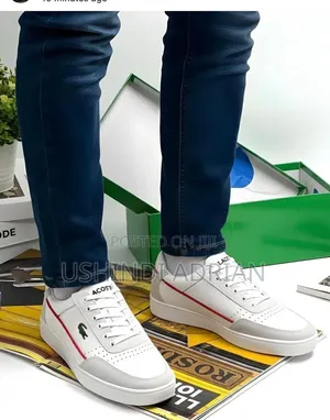Viatu Brand: LacosteSize: 40–45