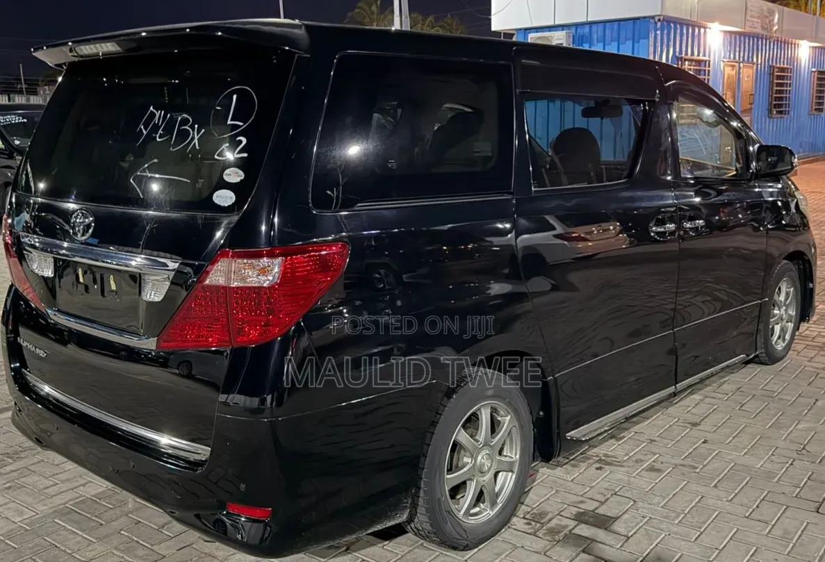 Toyota Alphard 2009 Black
