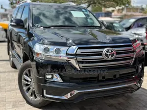 Toyota Land Cruiser 2020 Black