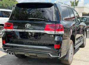 Toyota Land Cruiser 2020 Black