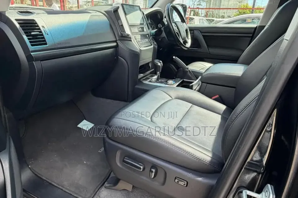Toyota Land Cruiser 2020 Black