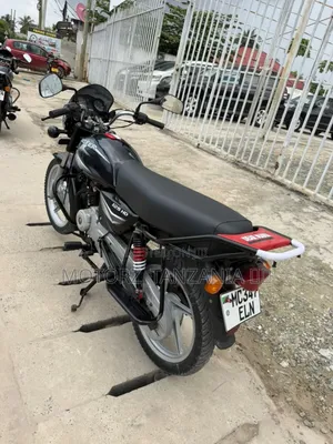 Bajaj Boxer 125 2024 Black