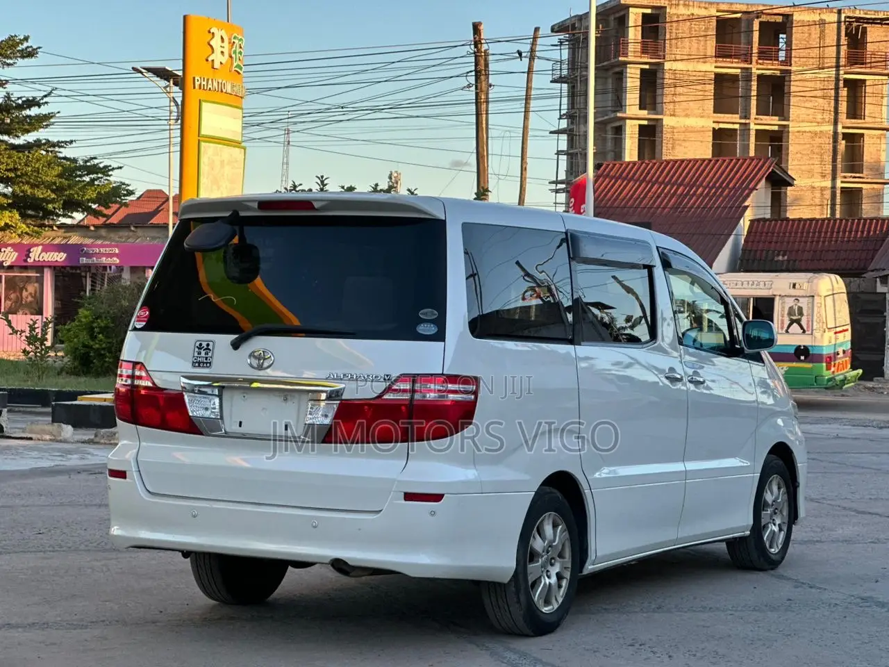 Toyota Alphard 2007 White