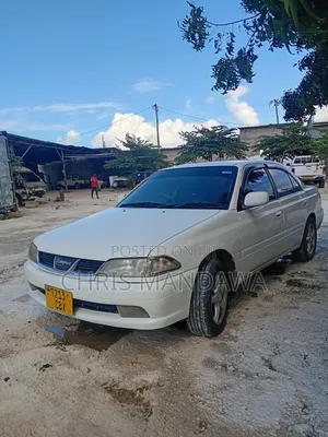Toyota Carina 2000 White