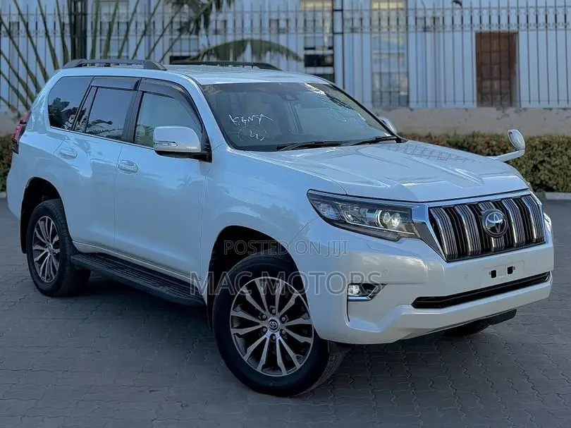 Toyota Land Cruiser Prado 2.8 2020 White