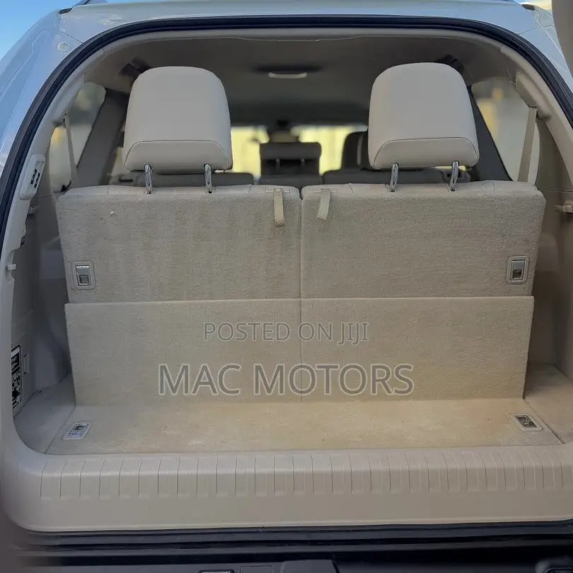 Toyota Land Cruiser Prado 2.8 2020 White