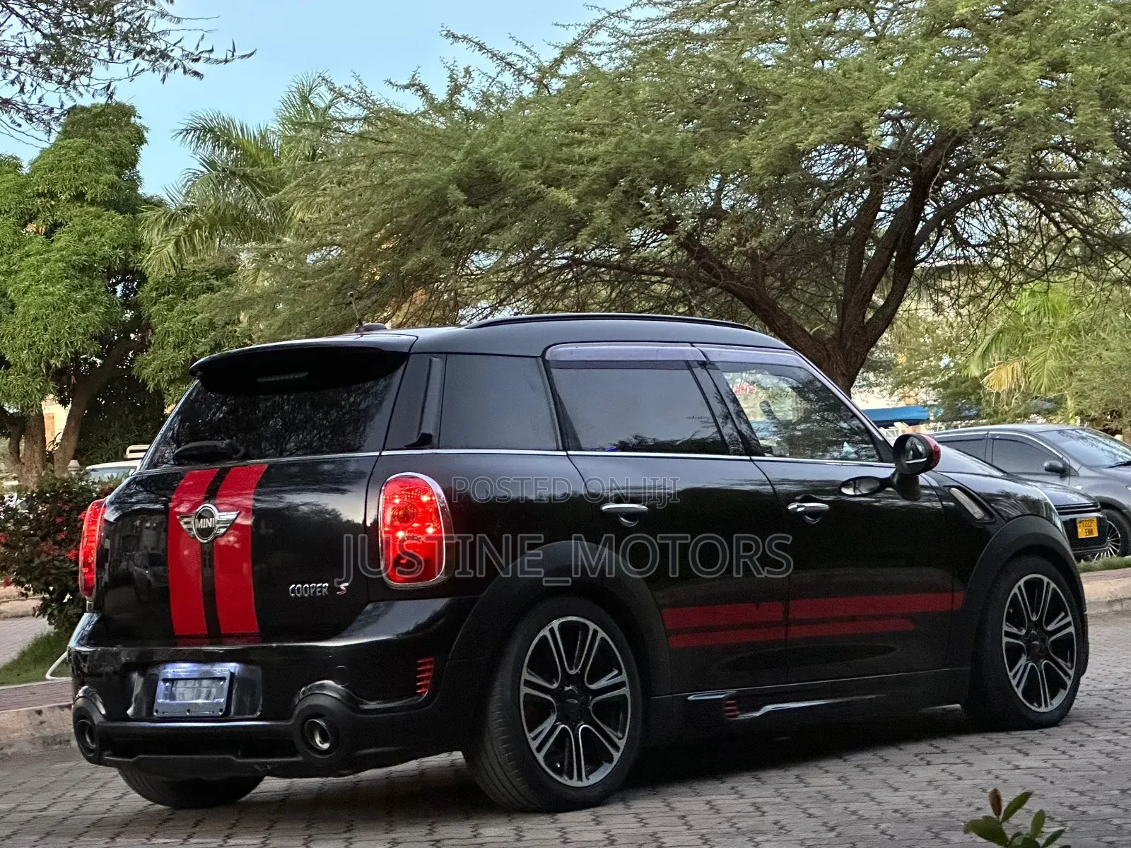 Mini Cooper 2013 Black