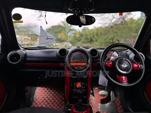 Mini Cooper 2013 Black