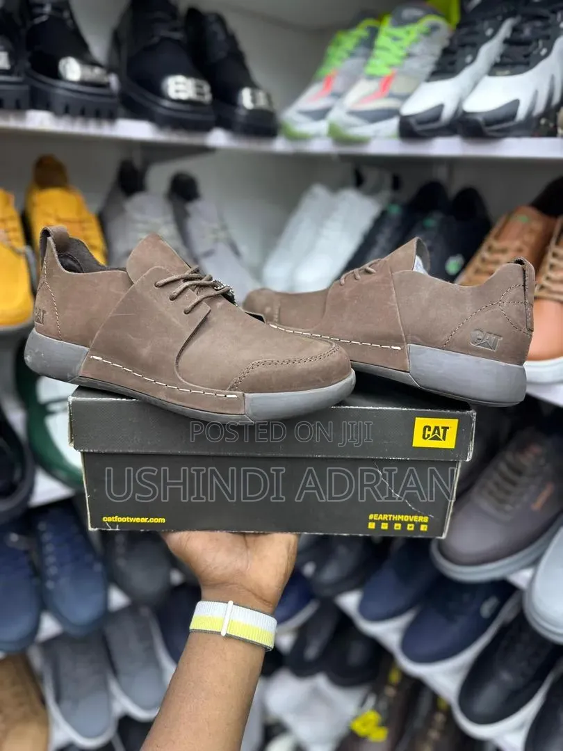 Viatu Vya Kisasa—Quality Ya Juu