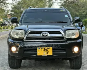 Toyota Hilux Surf 2004 Black