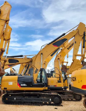 Whatsapp Call 
*Excavator Cat323d2l
*Bei 250m*
