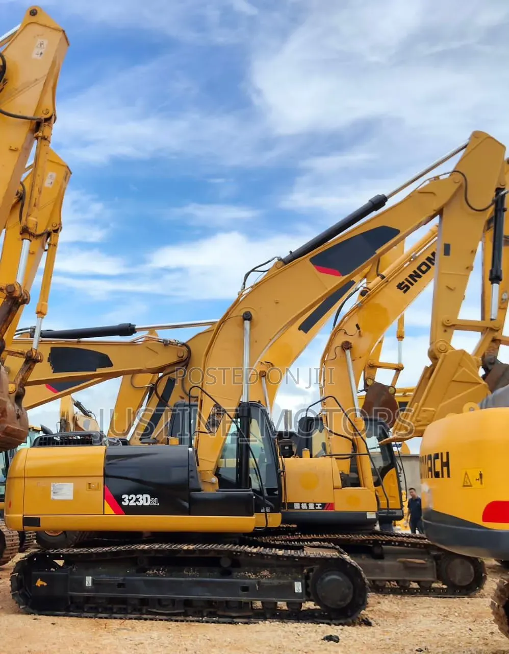 Whatsapp Call 
*Excavator Cat323d2l
*Bei 250m*