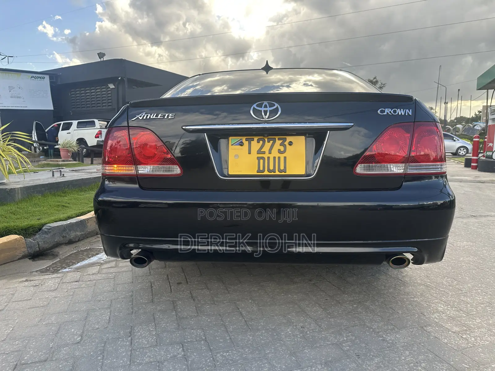 Toyota Crown 2004 Black