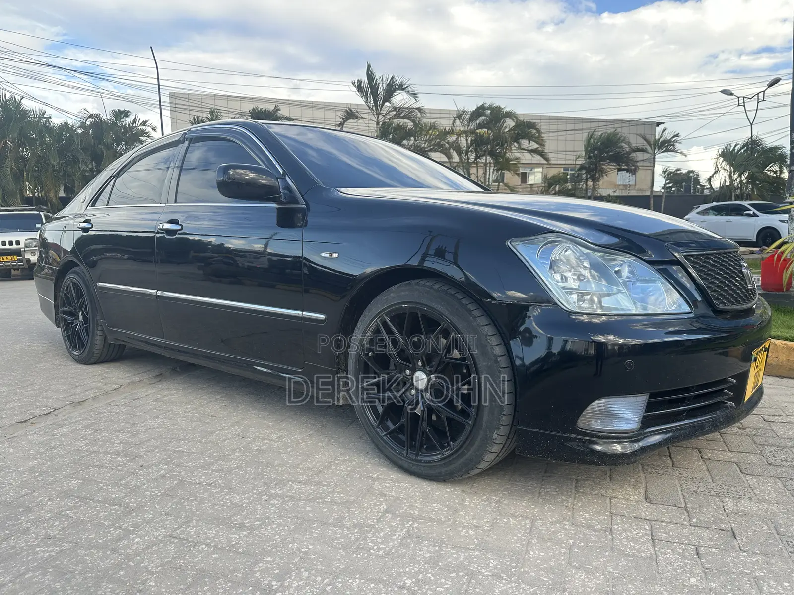 Toyota Crown 2004 Black