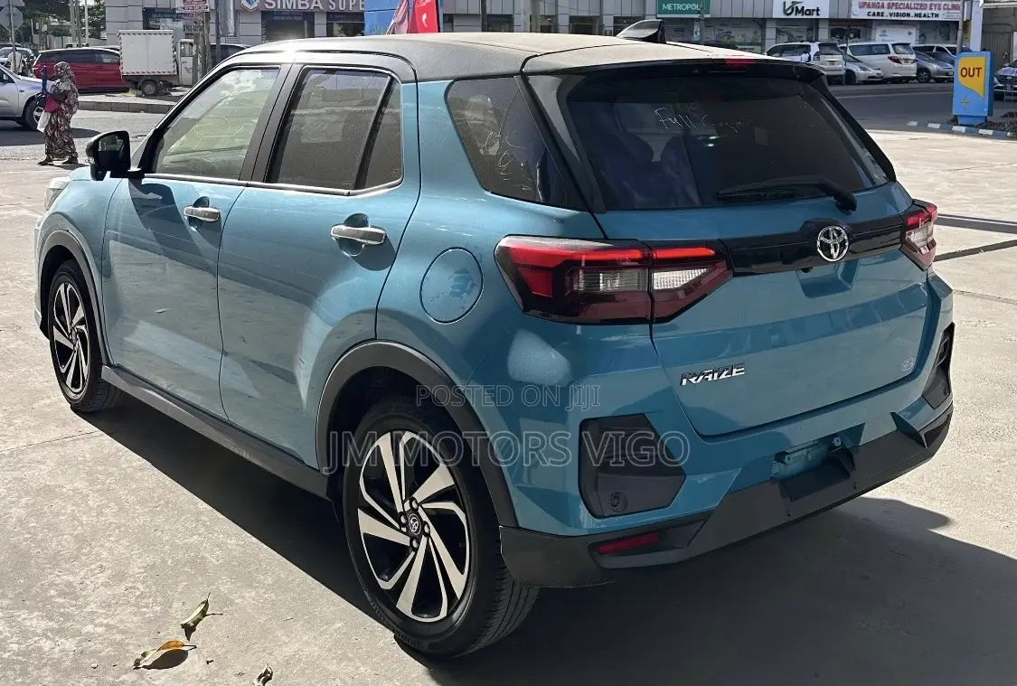Toyota Raize 2021 Blue