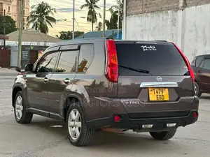 Nissan X-Trail 2008 Brown