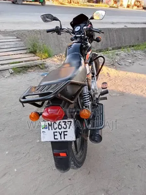 New TVS HLX 125 2025 Black
