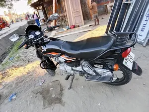New TVS HLX 125 2025 Black