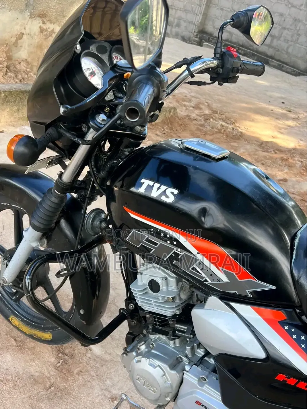 New TVS HLX 125 2025 Black