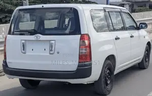 Toyota Succeed 2005 White