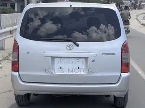 Toyota Probox 2004 Silver