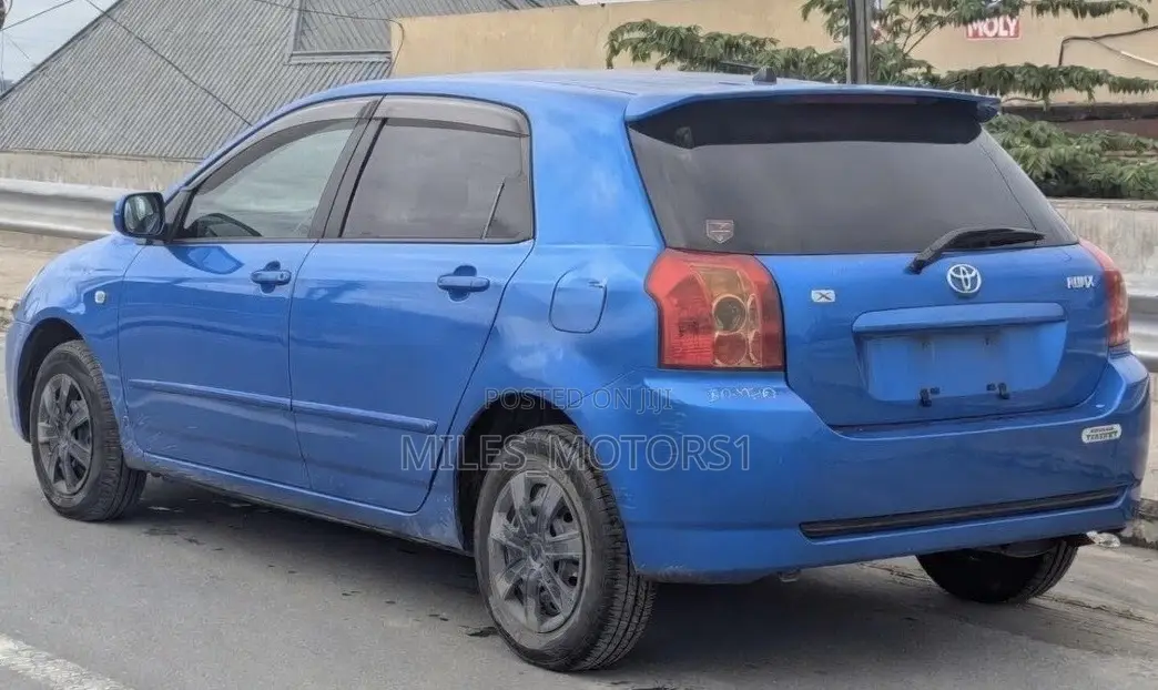 Toyota Corolla RunX 2005 Blue