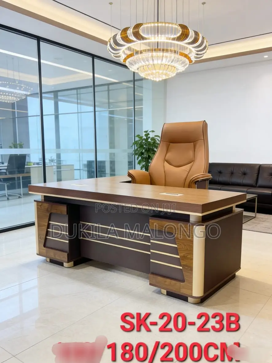 Office Chair Na Kiti Chake