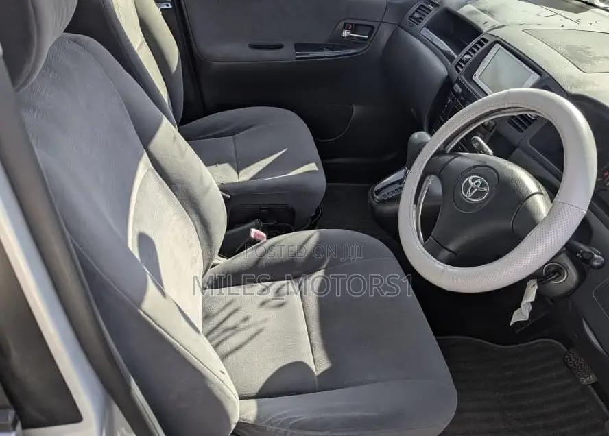 Toyota Corolla Spacio 2003 Silver