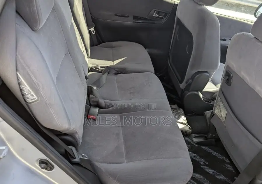 Toyota Corolla Spacio 2003 Silver