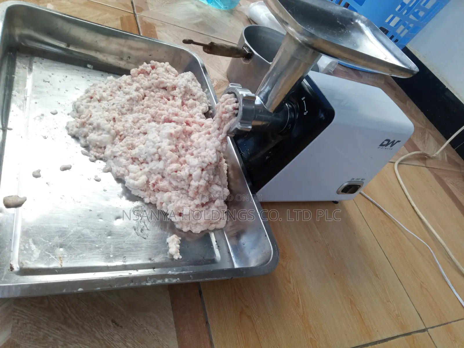 Jipatie Nyama Iliyosagwa Ya Nguruwe Kilo 1 TSHS 20,000/= Mabwe Pande