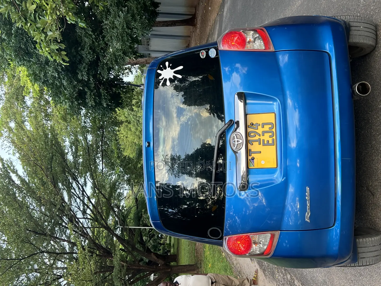 Toyota Ractis 2008 Blue