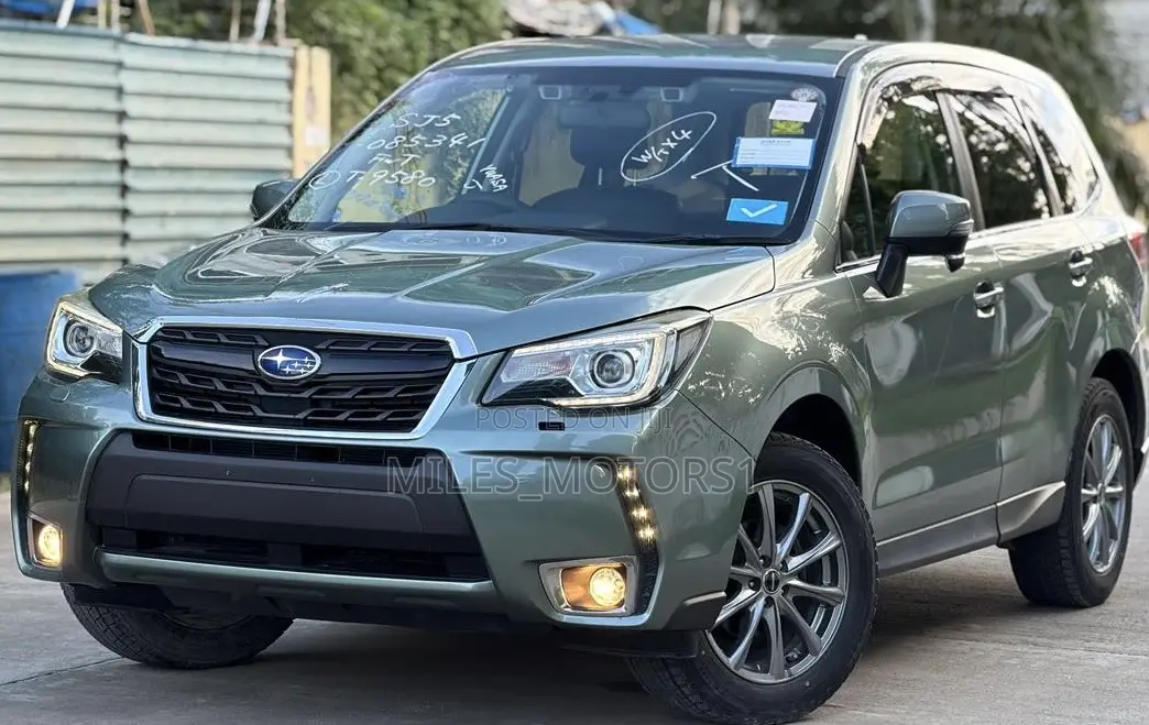 Subaru Forester 2016 Gray