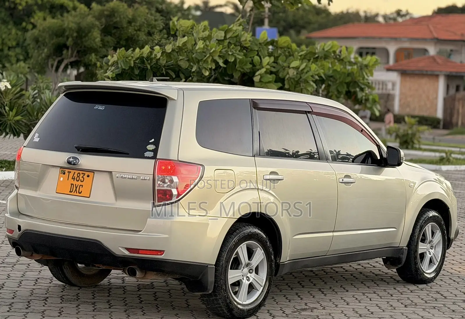 Subaru Forester 2010 Silver