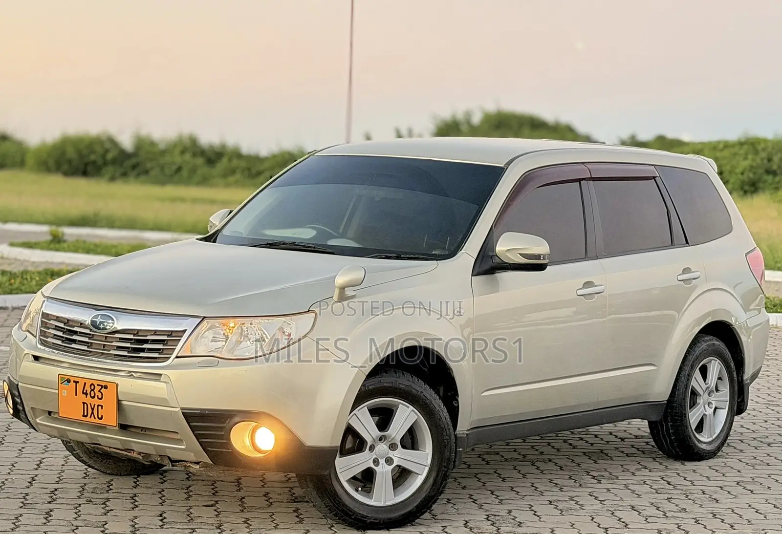 Subaru Forester 2010 Silver