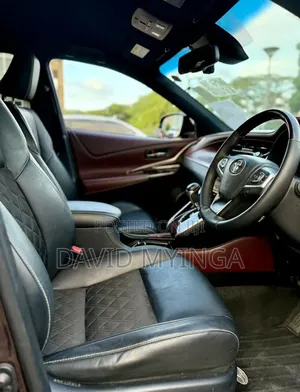 Toyota Harrier 2016 Maroon