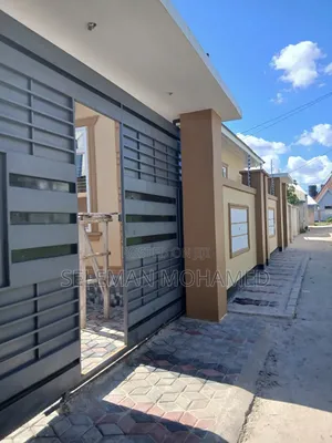 Furnished 3bdrm House in Biriani Real Estate, Chamazi for sale