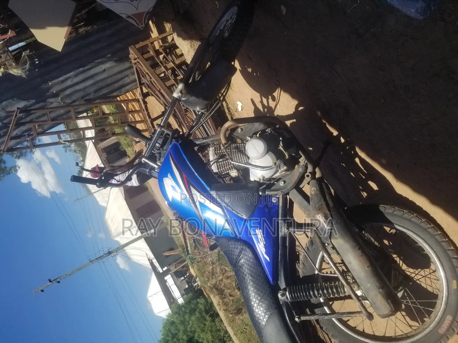 Honda CB 2020 Blue