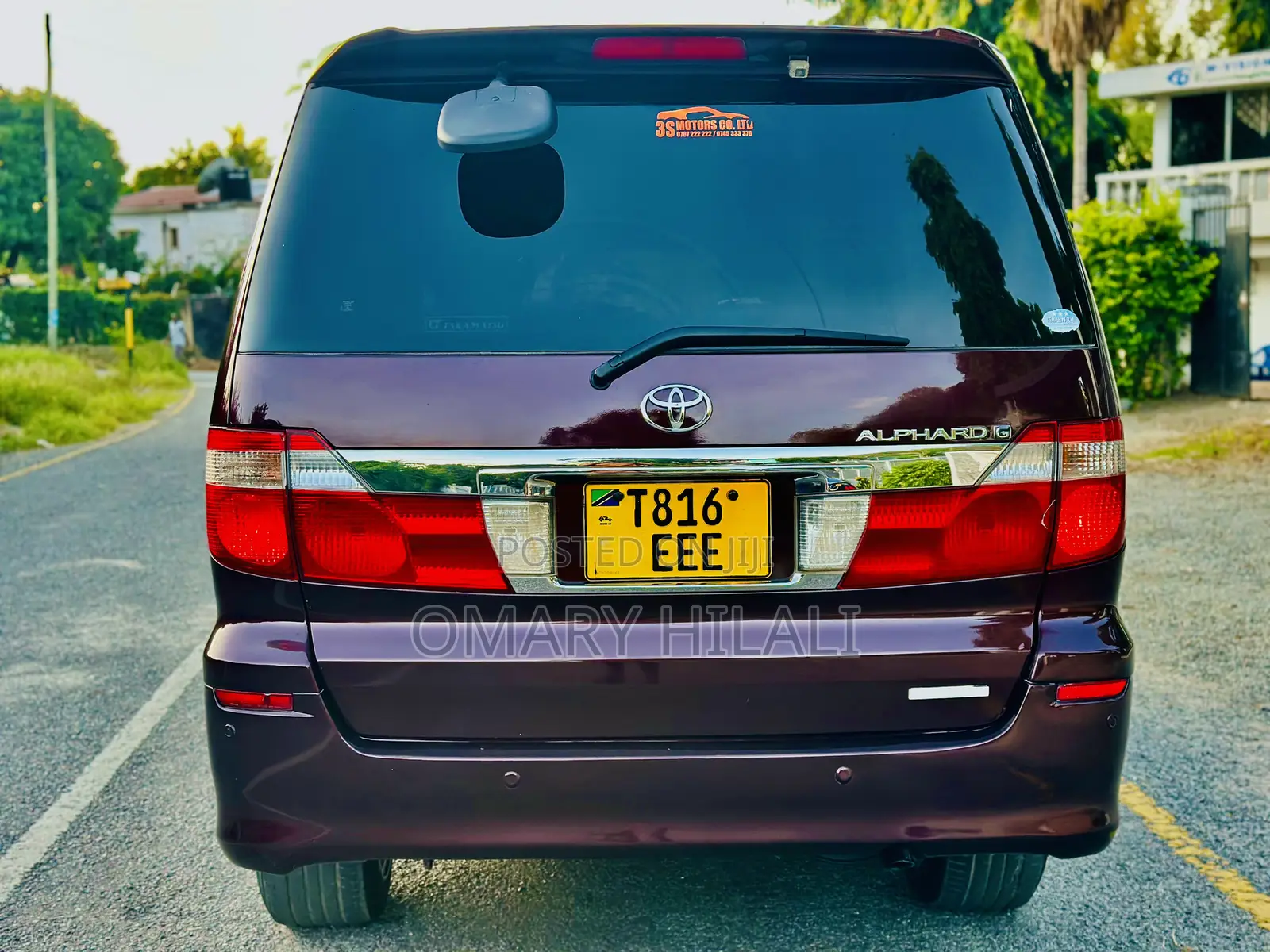 Toyota Alphard 2004 Maroon