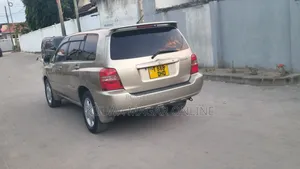 Toyota Kluger 2004 Silver