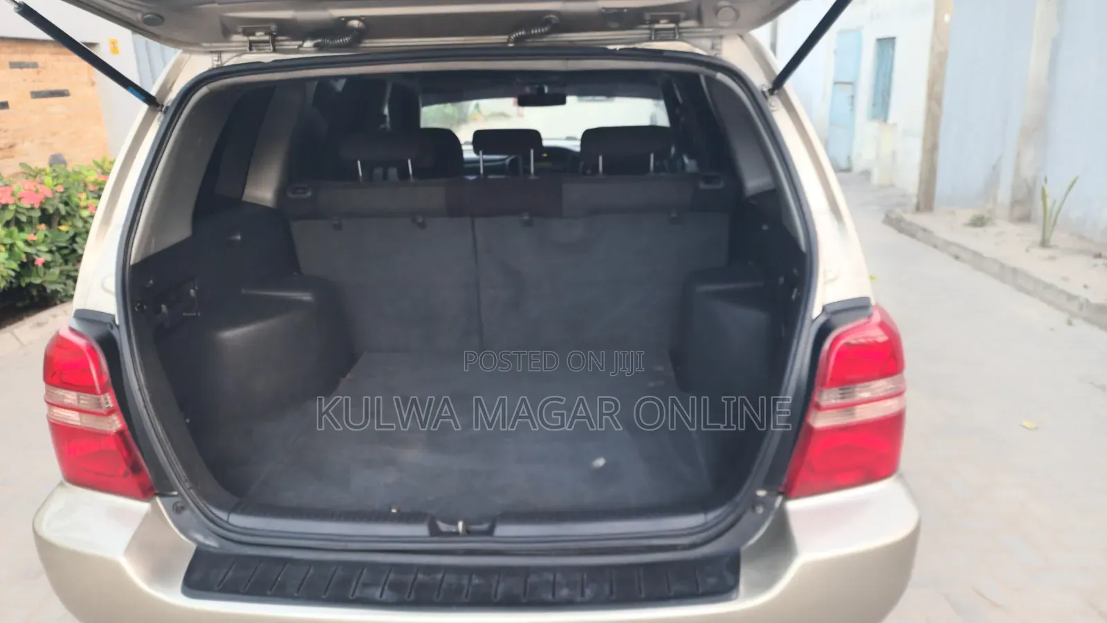 Toyota Kluger 2004 Silver