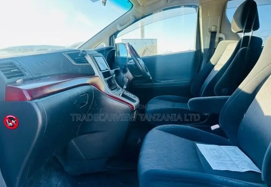 Toyota Alphard 2009 White