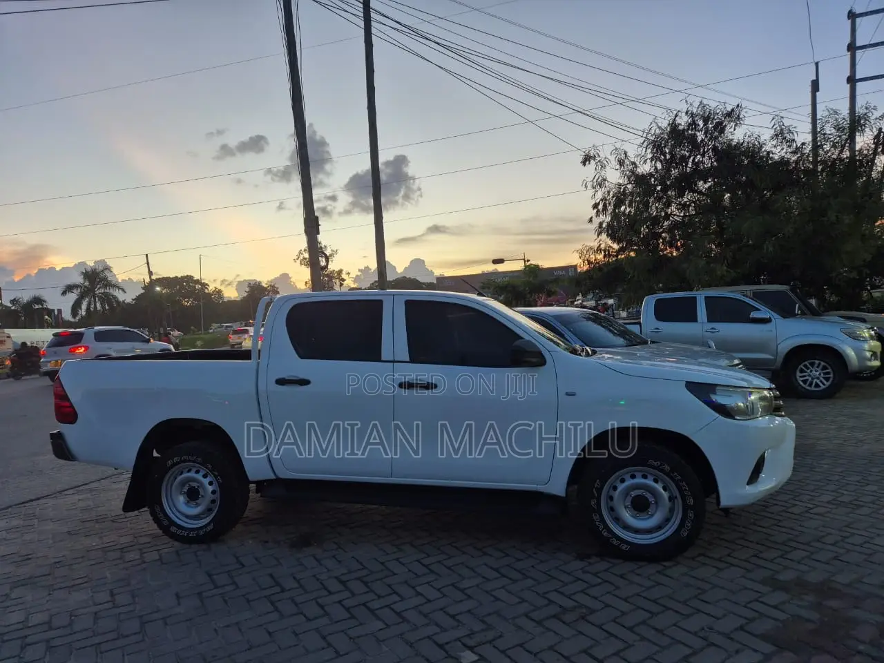 Toyota Hilux 2016 White