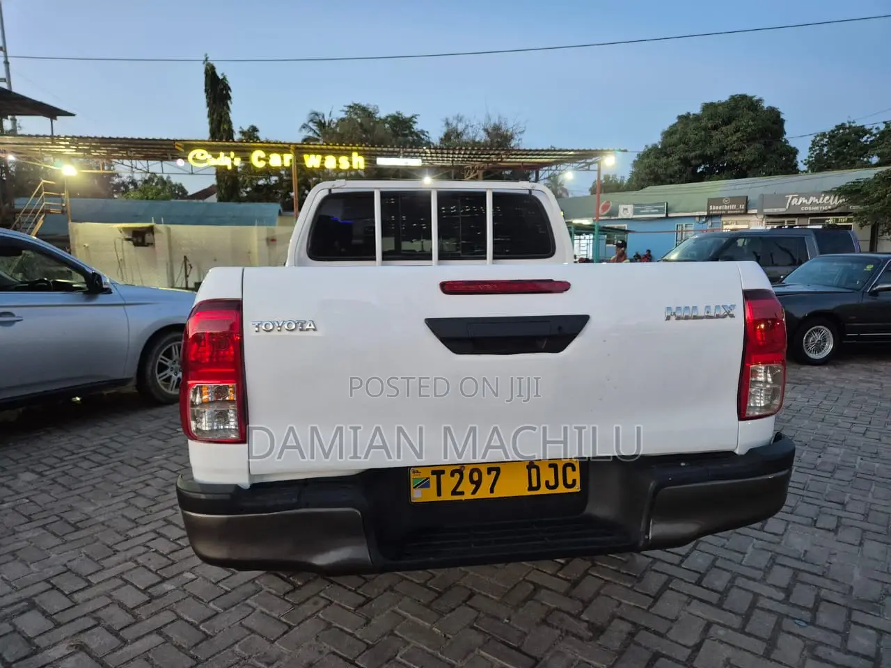 Toyota Hilux 2016 White