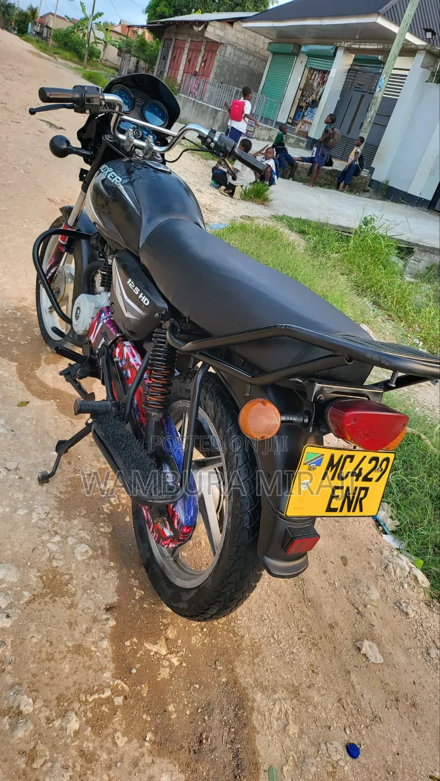 New Bajaj Boxer 125 2025 Black