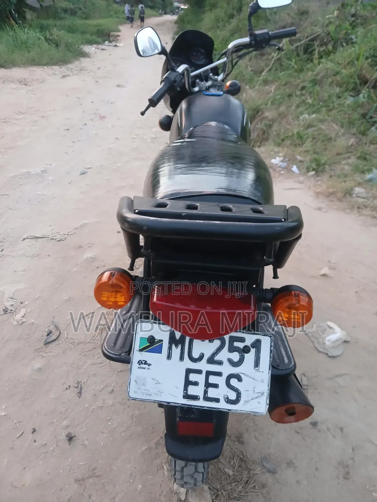 New Bajaj Boxer 125 2025 Black