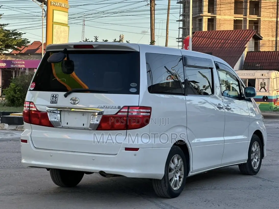 Toyota Alphard 2007 White